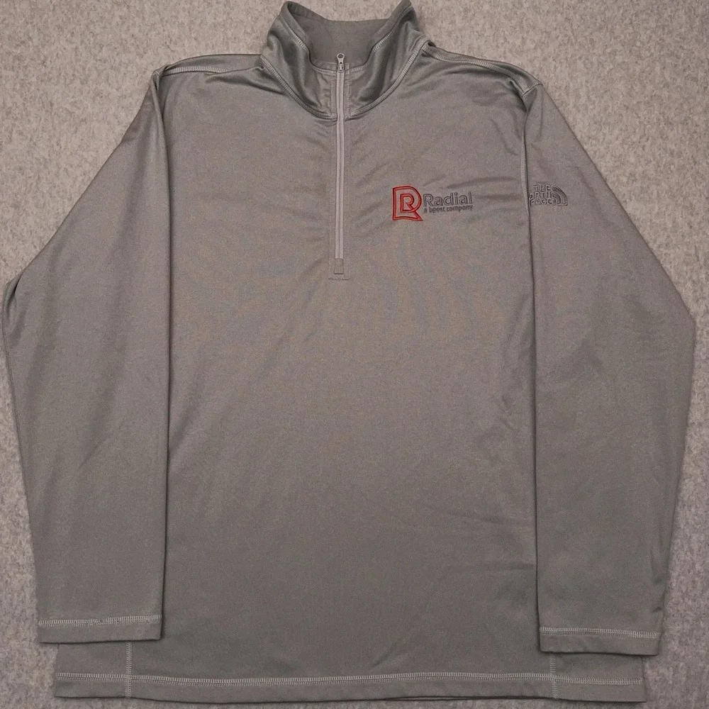 The North Face Tech 1/4 Zip Fleece Men's XL Gray Embroidered Stretch Lightweight